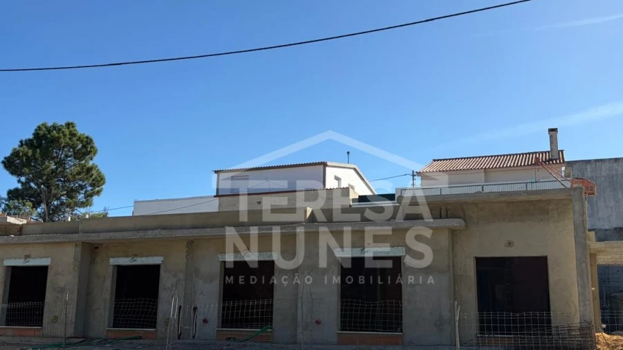 Moradia T3 para Venda em Fernao Ferro