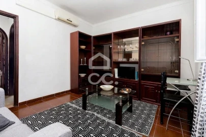 Moradia T2 para Venda em Canaviais