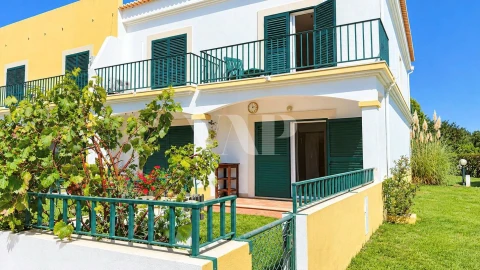 Moradia T2 para Venda em Quarteira