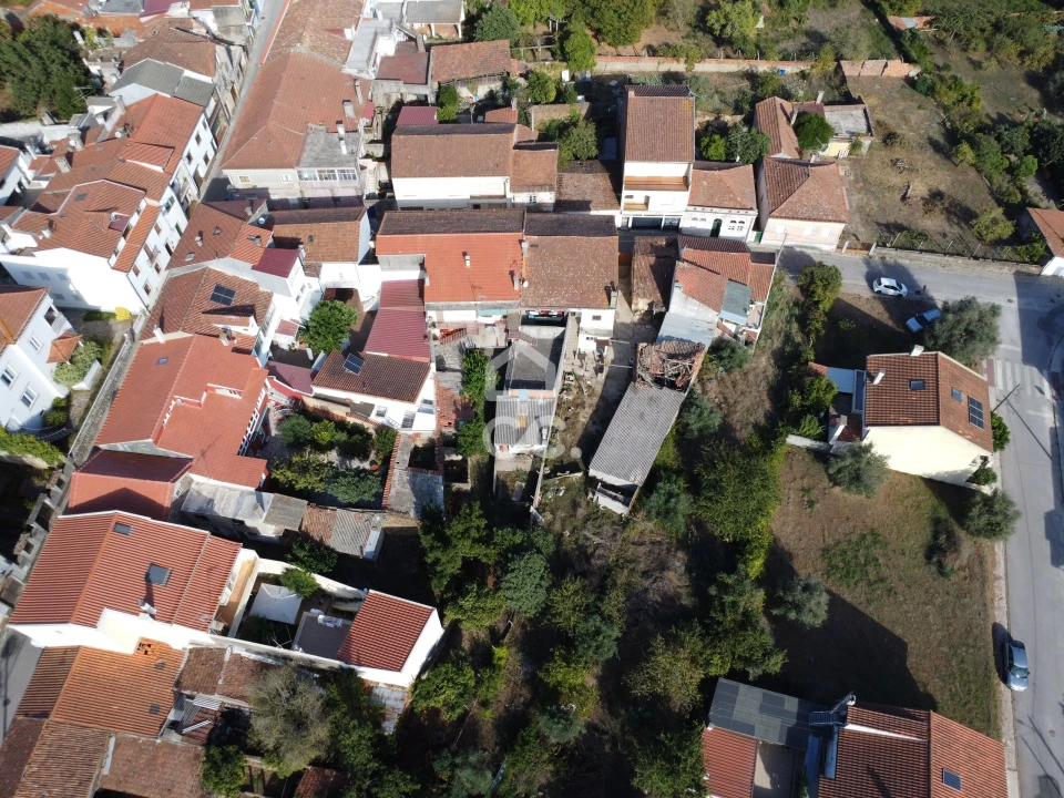 Moradia T4 para Venda em Avelar Foto 22