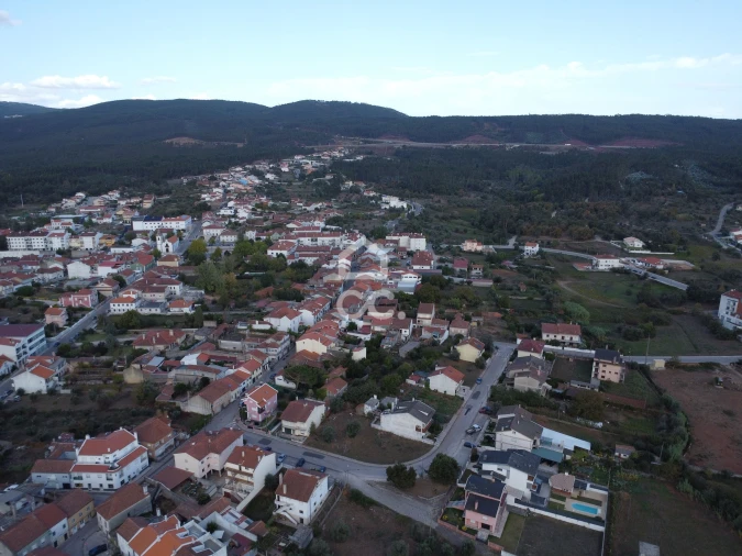 Moradia T4 para Venda em Avelar Foto 26