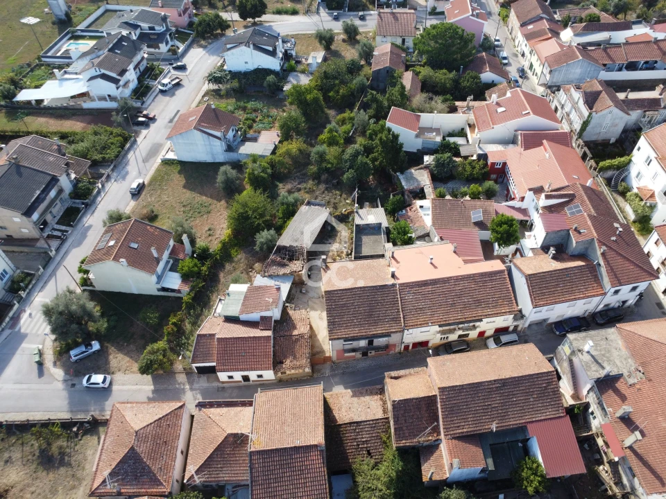 Moradia T4 para Venda em Avelar Foto 23