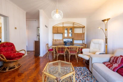 Apartamento T3 para Venda em Lagos (São Sebastião e Santa Maria)