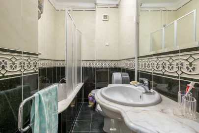 Apartamento T3 para Venda em Lagos (São Sebastião e Santa Maria)
