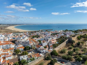 Terreno para Venda em Lagos (São Sebastião e Santa Maria)
