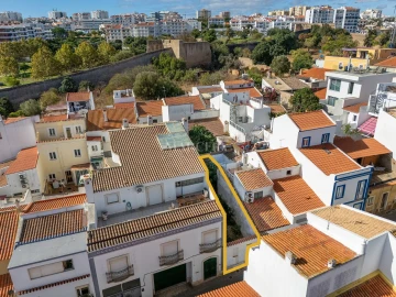 Terreno para Venda em Lagos (São Sebastião e Santa Maria)