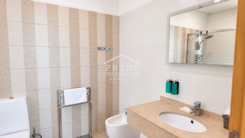 Moradia para Venda em Arco da Calheta