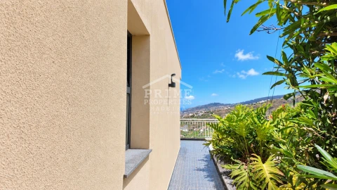 Moradia para Venda em Arco da Calheta