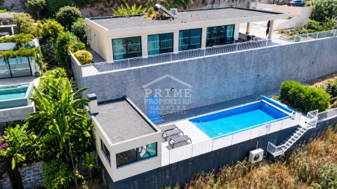 Moradia para Venda em Arco da Calheta