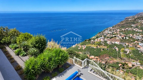 Moradia para Venda em Arco da Calheta