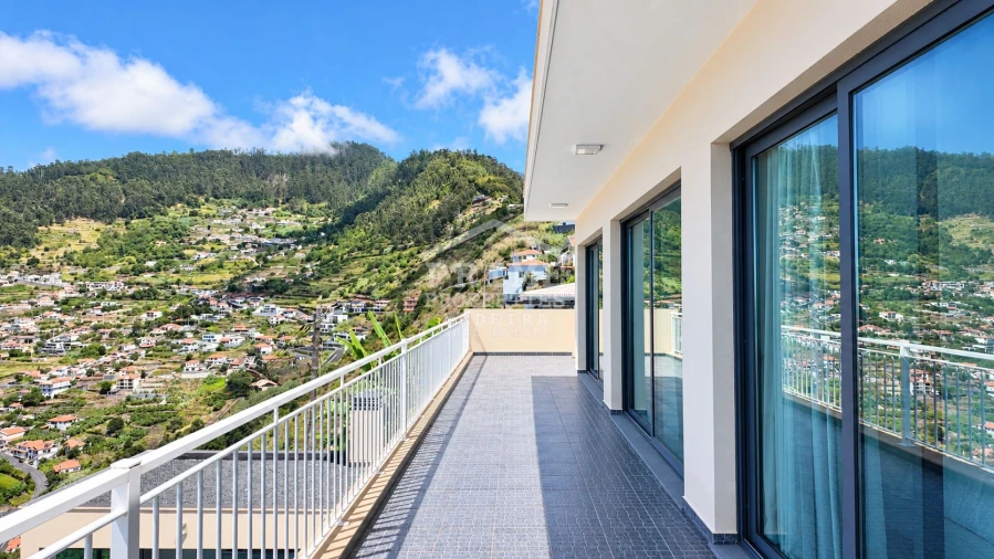 Moradia para Venda em Arco da Calheta Foto 42