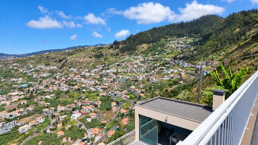 Moradia para Venda em Arco da Calheta Foto 44