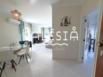 Apartamento T1 para Arrendamento em Albufeira e Olhos de Água