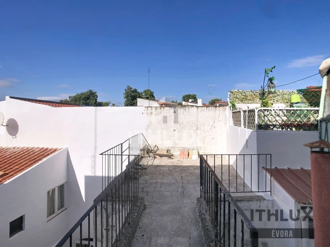 Moradia T3 para Venda em São João Baptista Foto 23