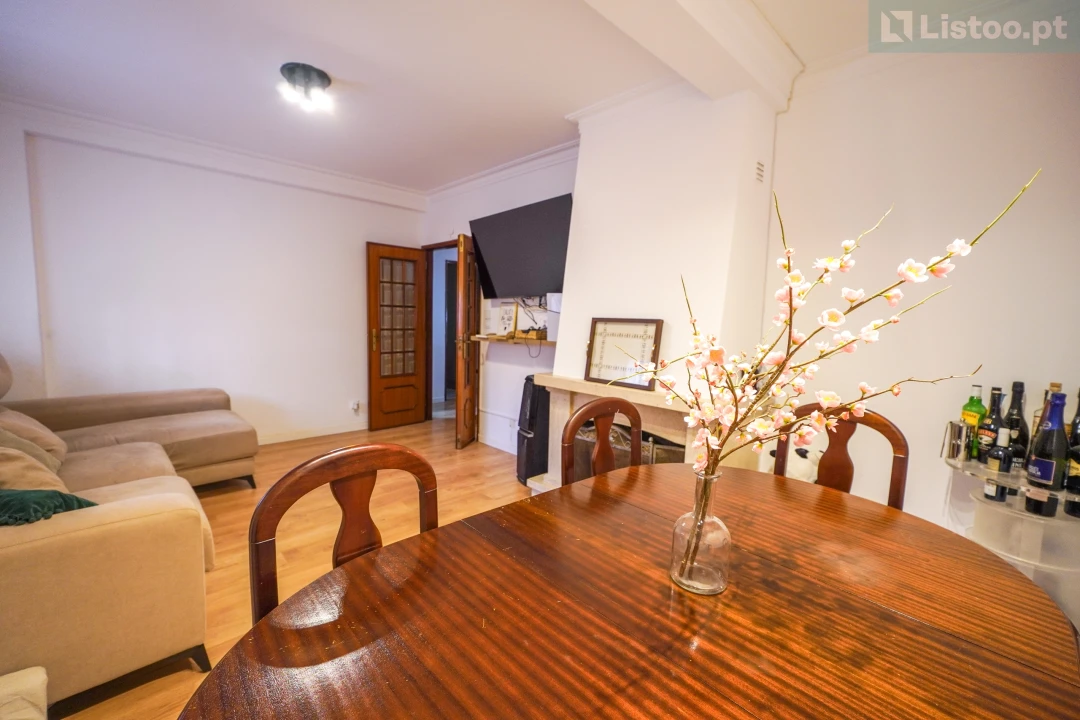 Apartamento T3 para Venda em Rio de Mouro Foto 7