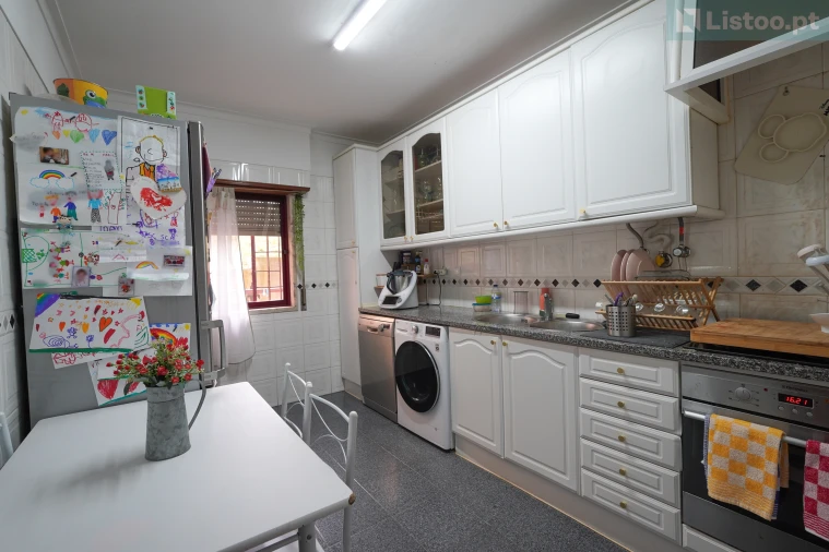 Apartamento T3 para Venda em Rio de Mouro Foto 25