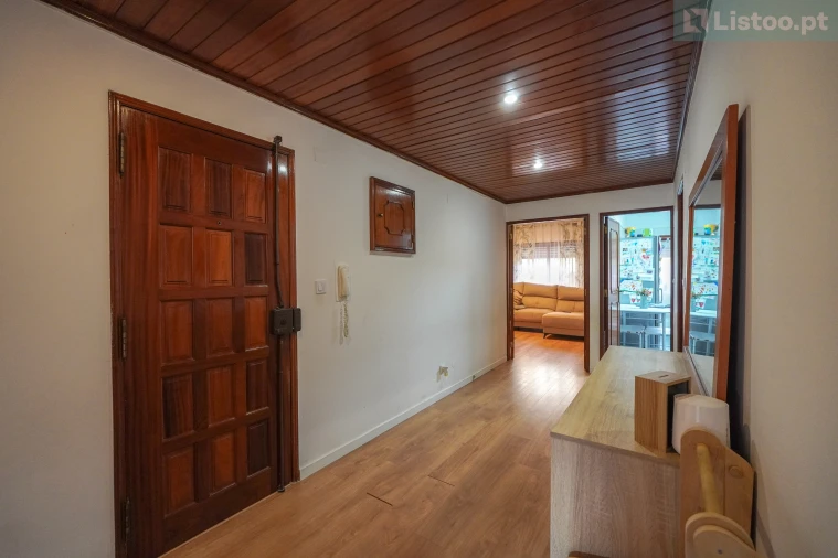 Apartamento T3 para Venda em Rio de Mouro Foto 5