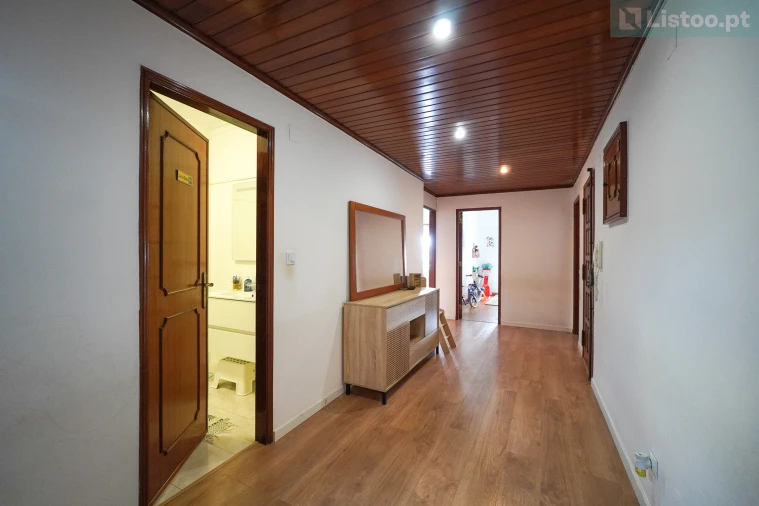 Apartamento T3 para Venda em Rio de Mouro Foto 24