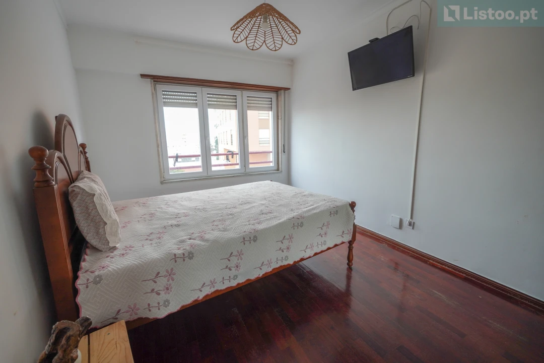 Apartamento T3 para Venda em Rio de Mouro Foto 12