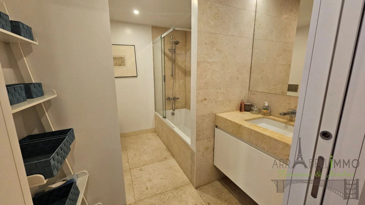 Apartamento T2 para Venda em Arroios Foto 23