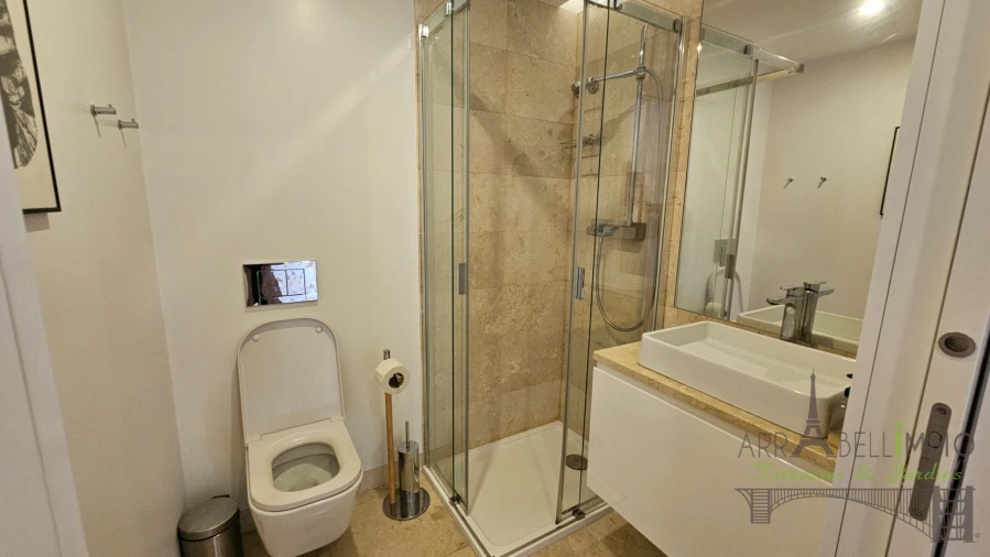 Apartamento T2 para Venda em Arroios Foto 29