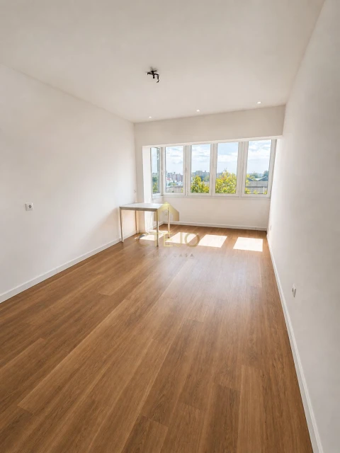 Apartamento T2 para Venda em Olivais
