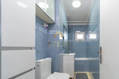 Apartamento T2 para Venda em Olivais