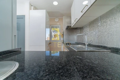 Apartamento T2 para Venda em Olivais