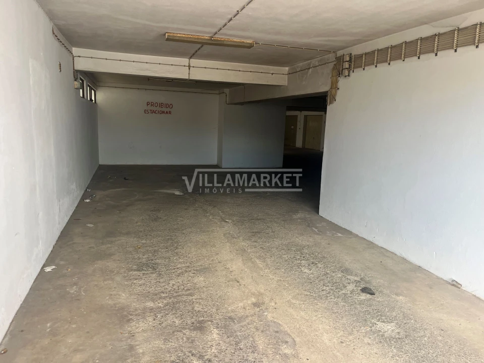 Garagem para Venda em Albufeira e Olhos de Água Foto 8