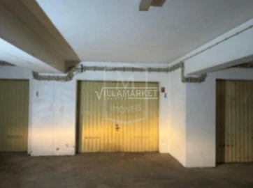 Garagem para Venda em Albufeira e Olhos de Água