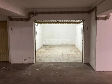 Garagem para Venda em Albufeira e Olhos de Água