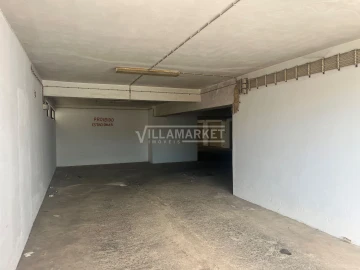 Garagem para Venda em Albufeira e Olhos de Água