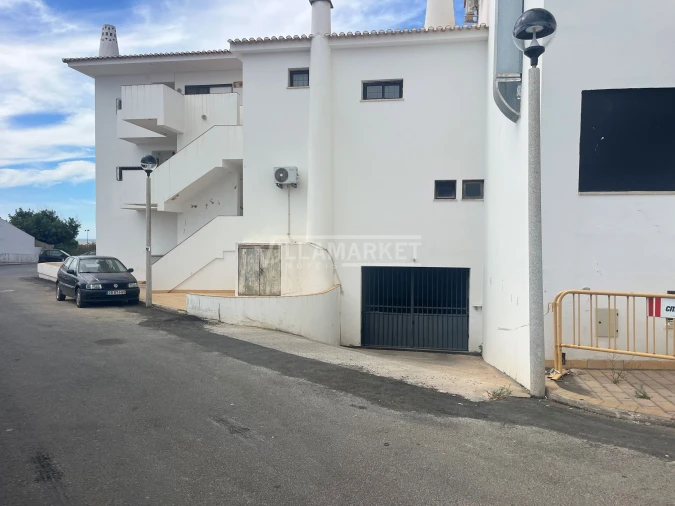 Garagem para Venda em Albufeira e Olhos de Água Foto 2