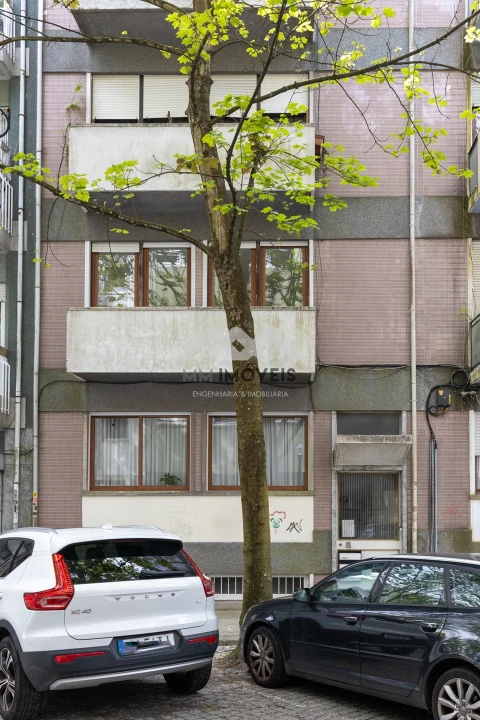 Apartamento T2 para Arrendamento em Bonfim