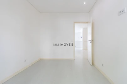 Apartamento T2 para Arrendamento em Bonfim