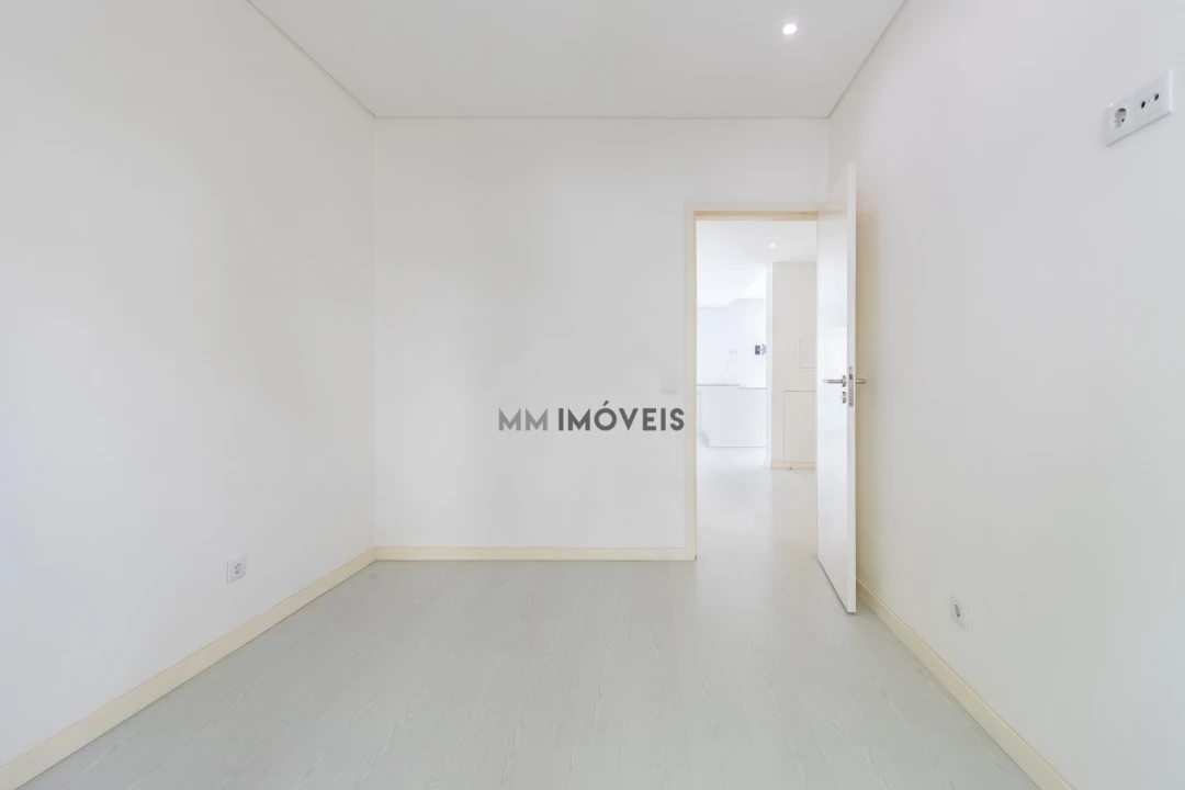 Apartamento T2 para Arrendamento em Bonfim Foto 21