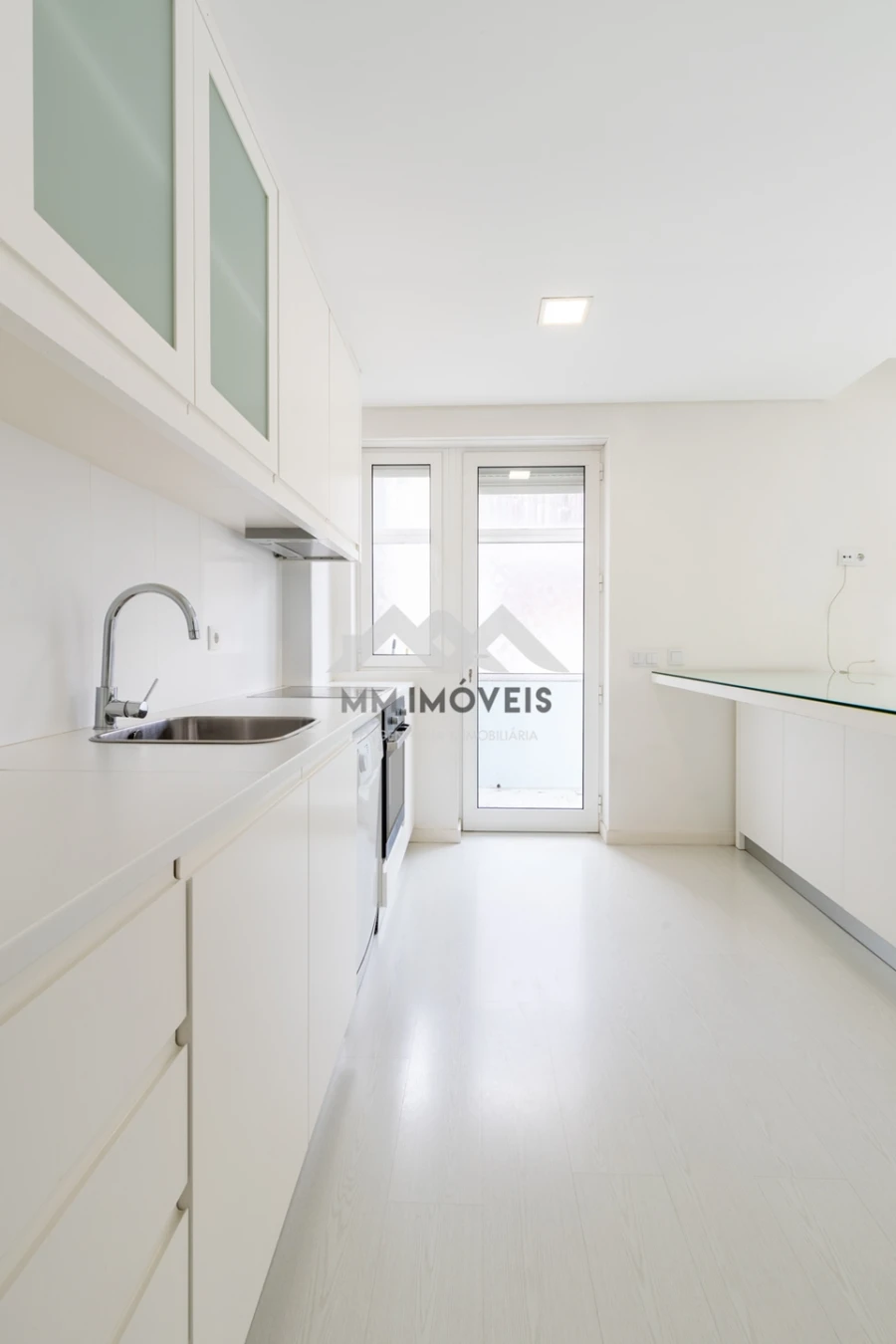 Apartamento T2 para Arrendamento em Bonfim Foto 16
