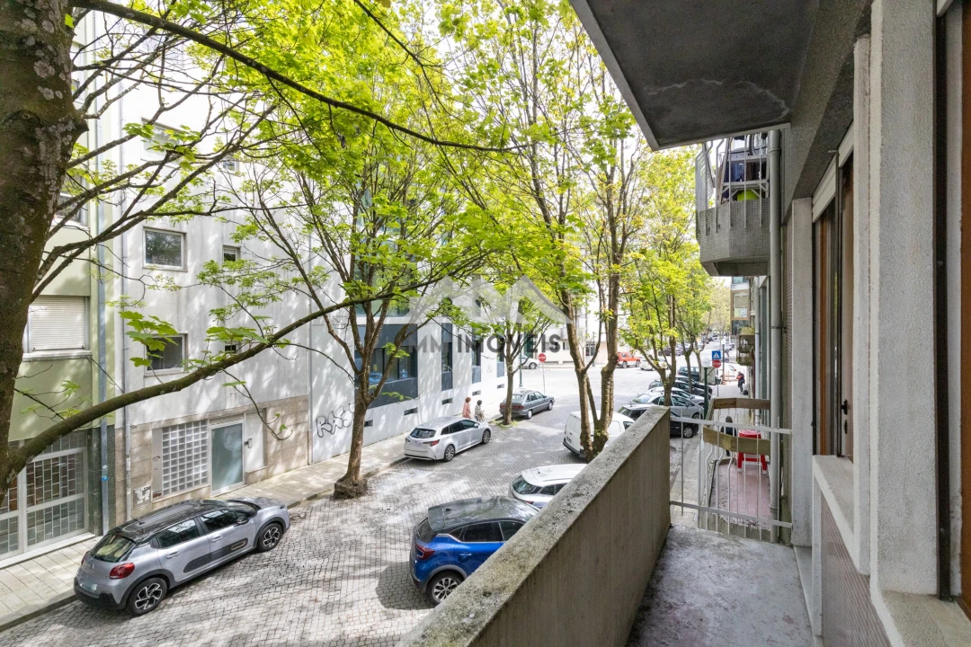 Apartamento T2 para Arrendamento em Bonfim Foto 7