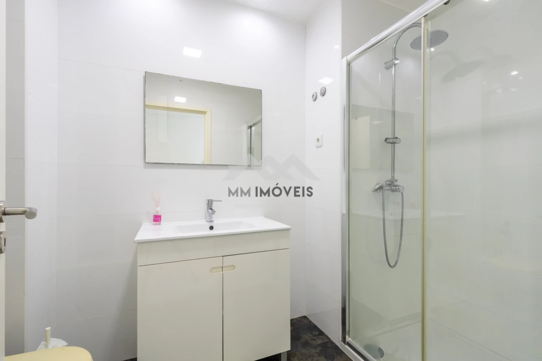 Apartamento T2 para Arrendamento em Bonfim Foto 5