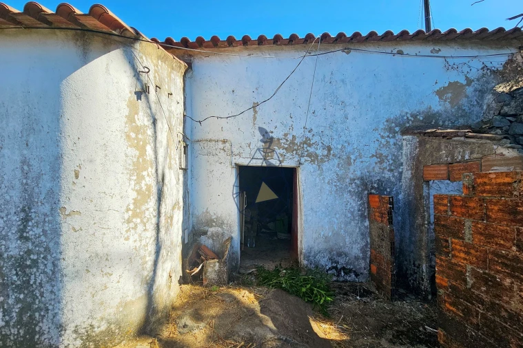Moradia T2 para Venda em Monchique Foto 19