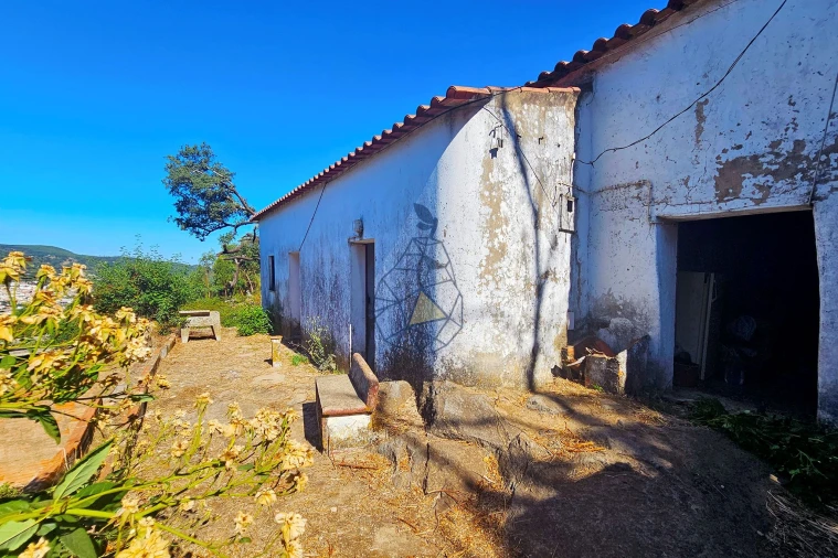 Moradia T2 para Venda em Monchique Foto 18