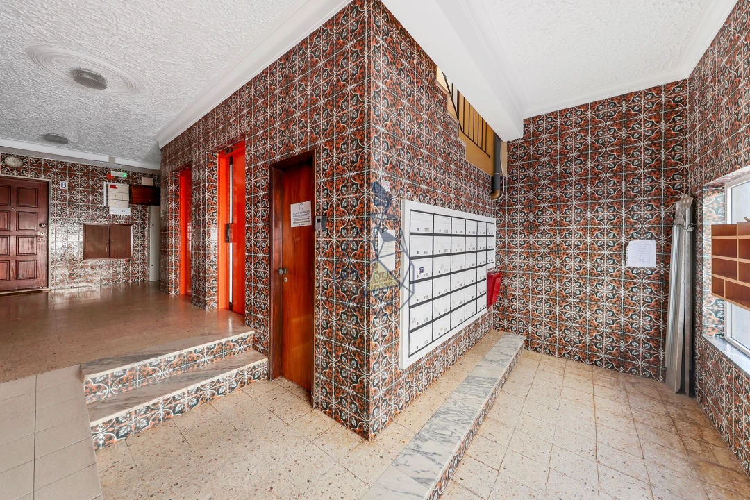 Apartamento T2 para Venda em Portimão Foto 34