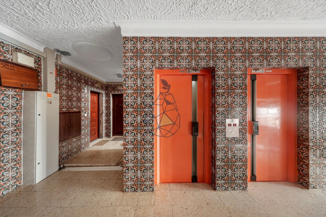 Apartamento T2 para Venda em Portimão Foto 38