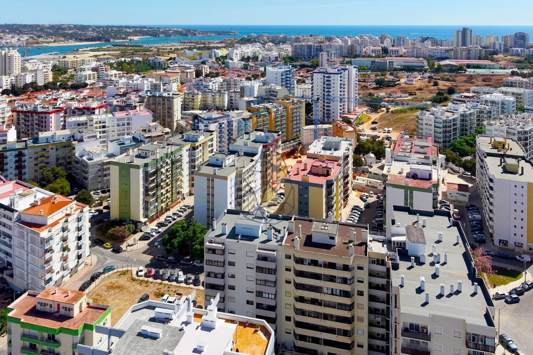 Apartamento T2 para Venda em Portimão Foto 42