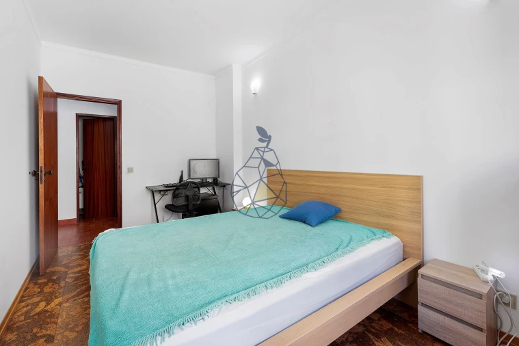 Apartamento T2 para Venda em Portimão Foto 24