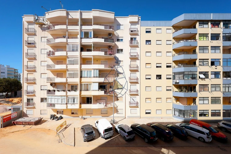 Apartamento T2 para Venda em Portimão Foto 7