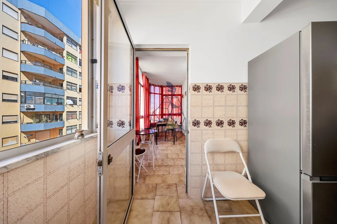 Apartamento T2 para Venda em Portimão Foto 9