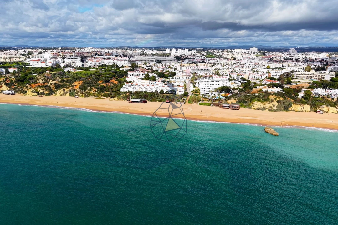 Apartamento T1 para Venda em Albufeira e Olhos de Água Foto 37