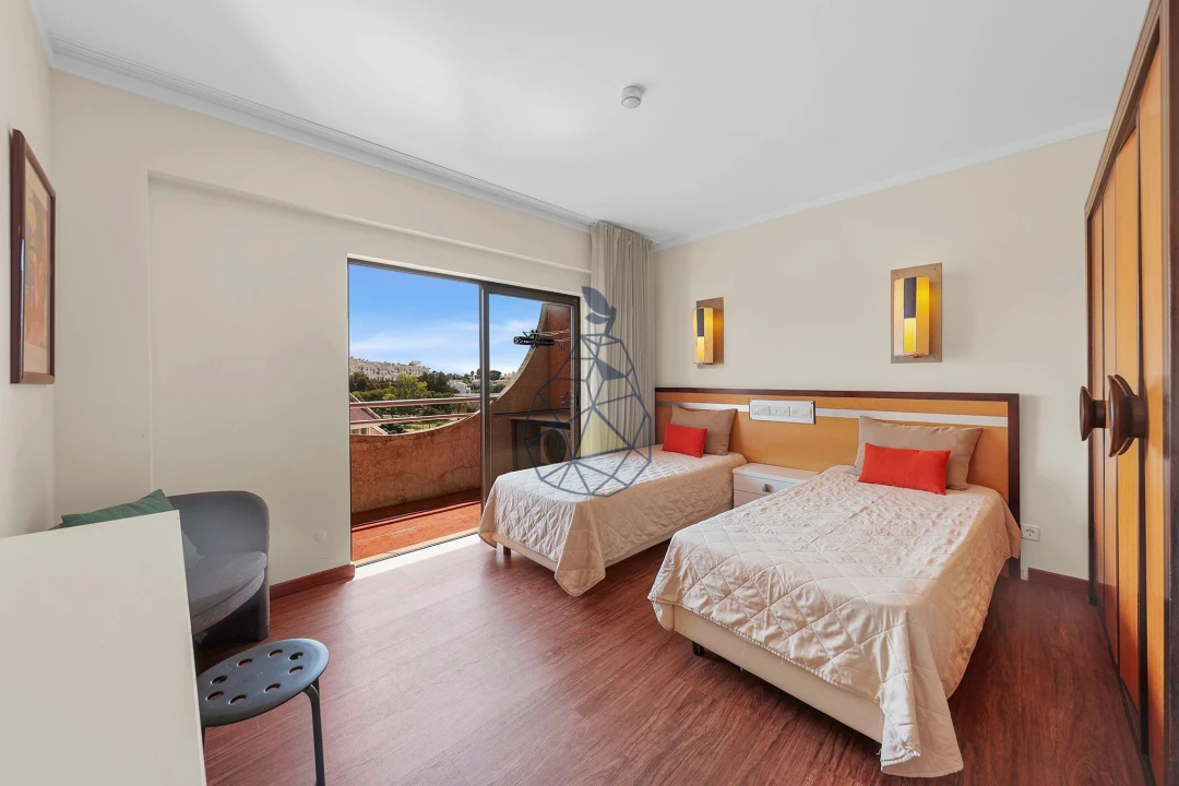 Apartamento T1 para Venda em Albufeira e Olhos de Água Foto 16