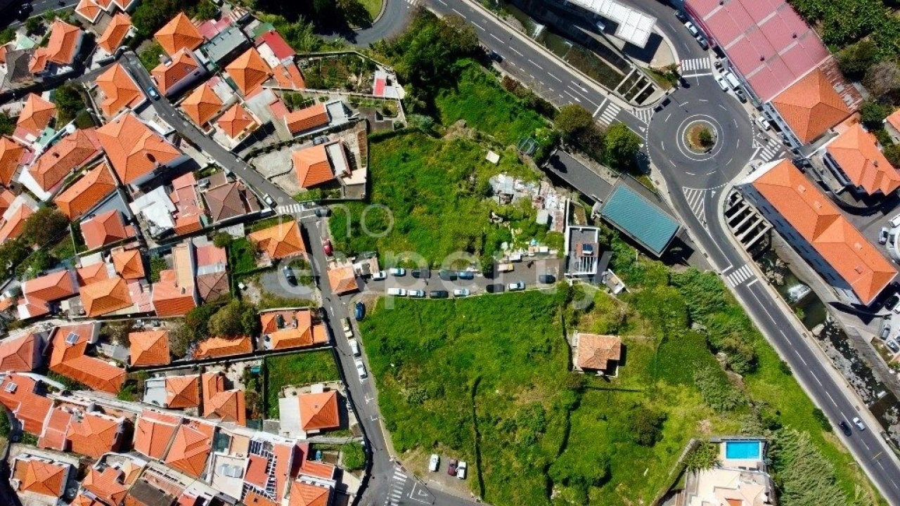 Terreno para Venda em Funchal (São Pedro) Foto 13